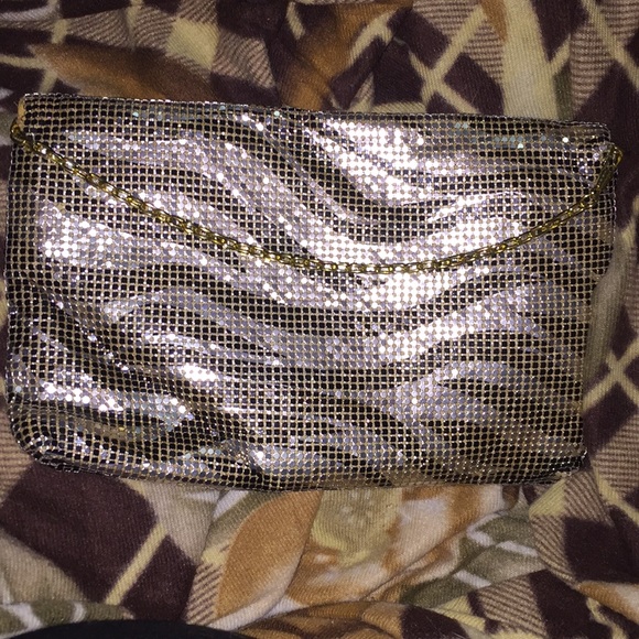 Sequined Gold on Gold Envelope Clutch - Picture 2 of 4